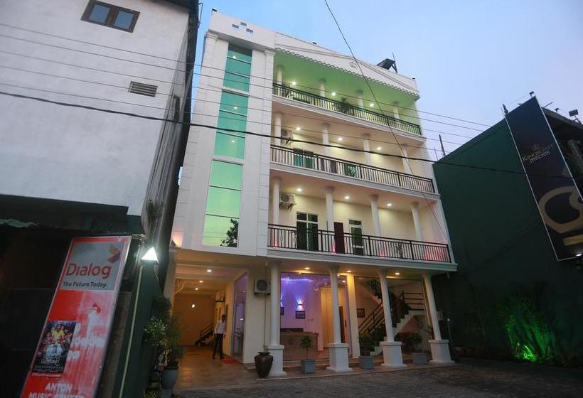 فندق Kings Gate Airport Transit