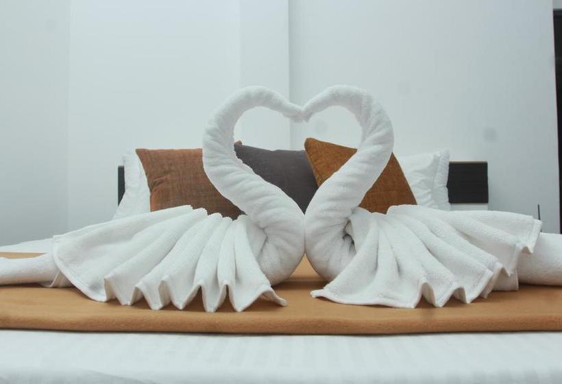 فندق Kings Gate Airport Transit