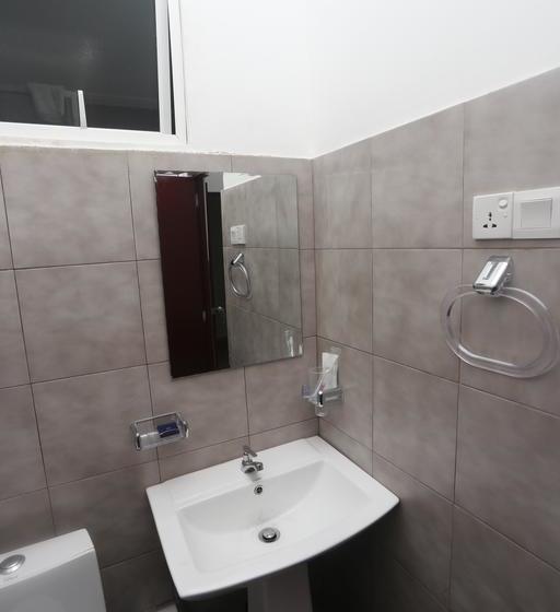 فندق Kings Gate Airport Transit