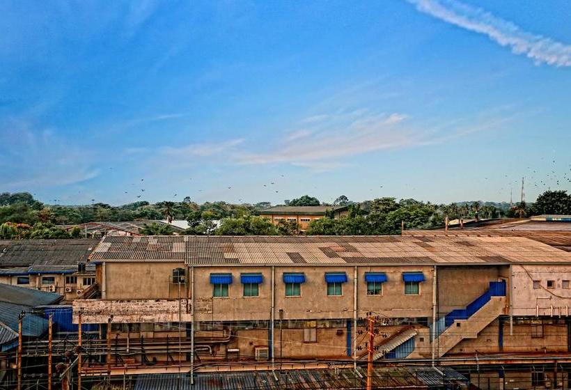 فندق Kings Gate Airport Transit