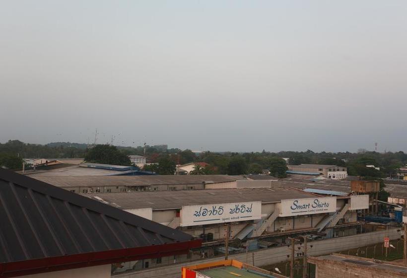 فندق Kings Gate Airport Transit