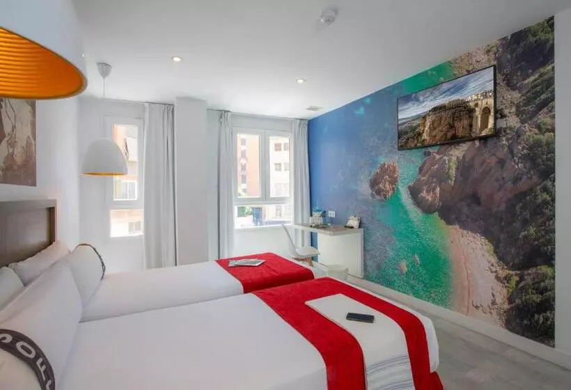 ホテル Casual Del Mar Malaga