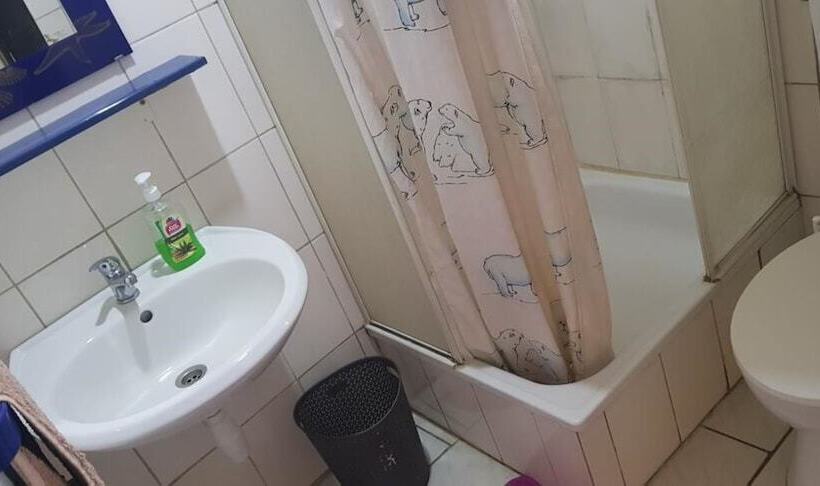 هتل Guest House Jane Naivasha