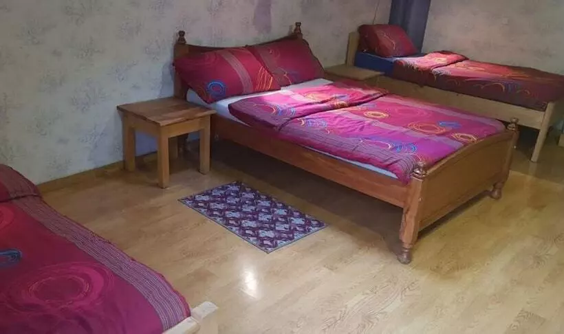 هتل Guest House Jane Naivasha