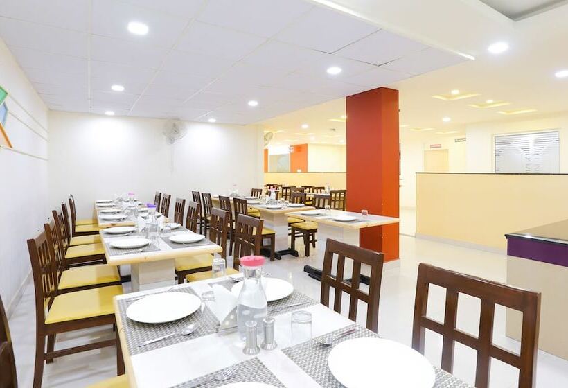 Itsy Hotels Worldtree Bellandur