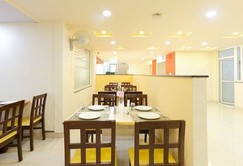 Itsy Hotels Worldtree Bellandur