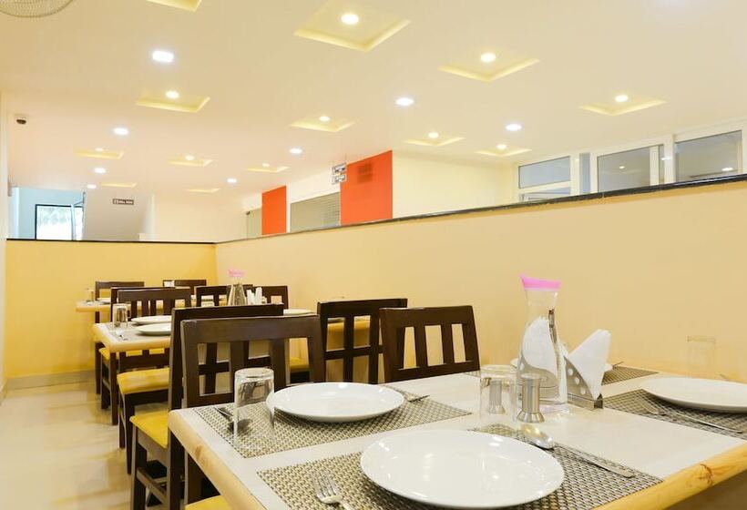 Itsy Hotels Worldtree Bellandur