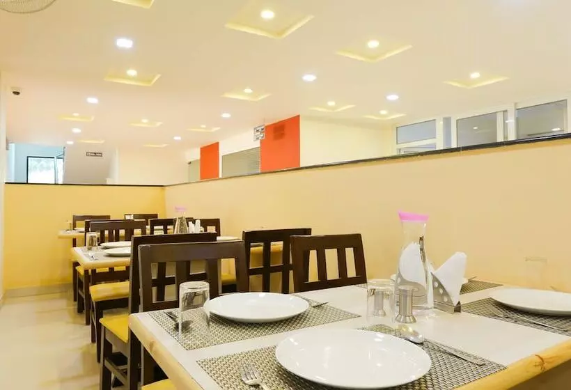 Itsy Hotels Worldtree Bellandur