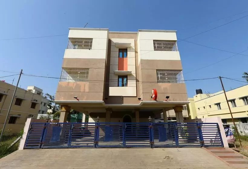 ホテル Oyo Rooms Medavakkam