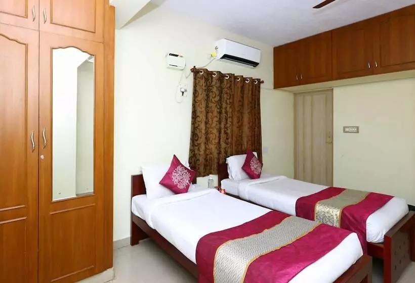 ホテル Oyo Rooms Medavakkam