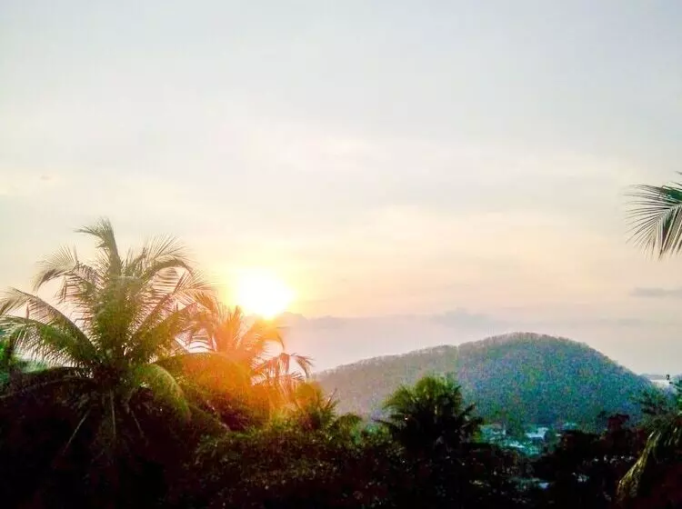 Hotelli Pavilla Labuan Bajo