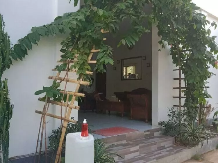 Hotelli Pavilla Labuan Bajo