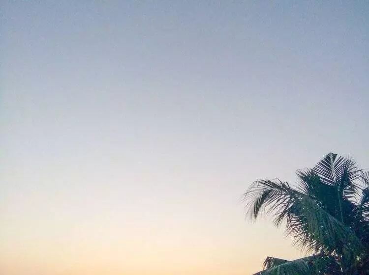 Hotelli Pavilla Labuan Bajo