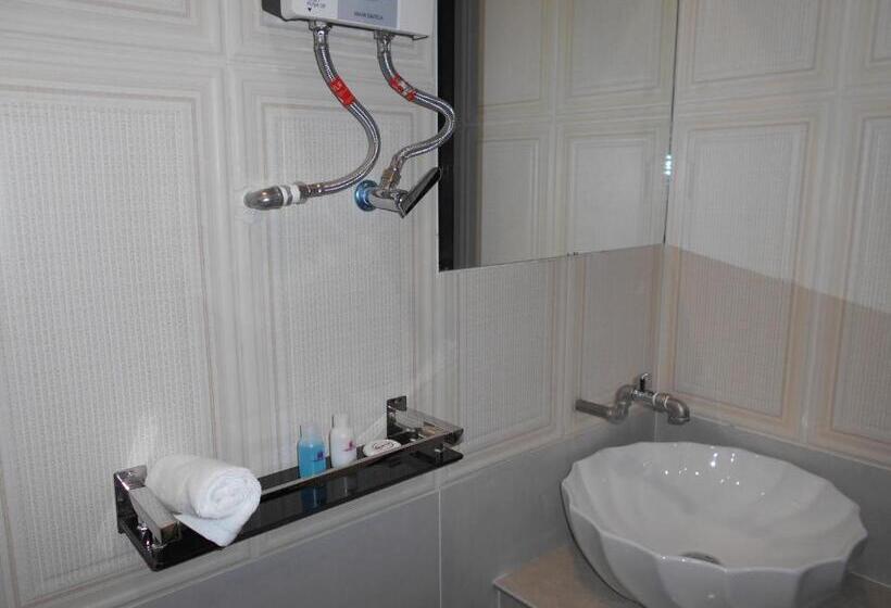 בית מלון כפרי Pi Grand