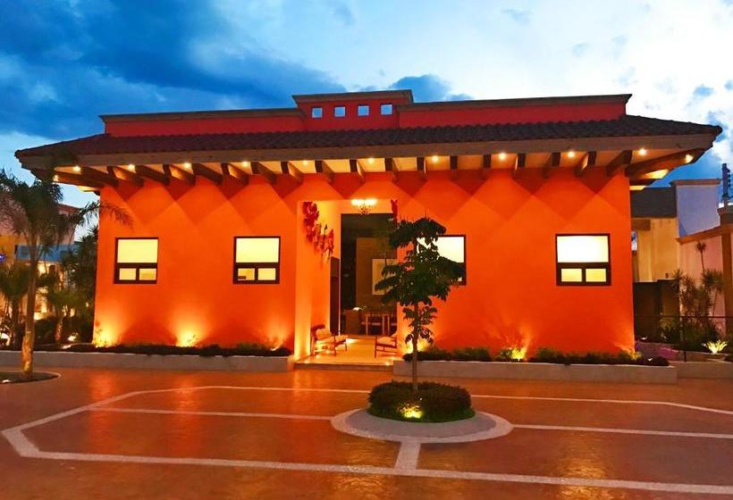 فندق Royal Serennia Small  Boutique