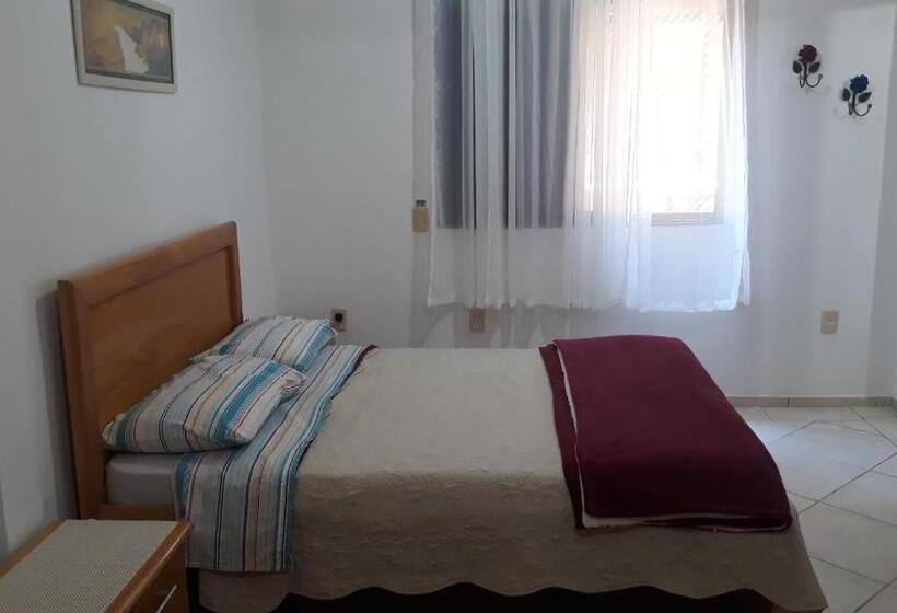 הוסטל Pousada Flora Bamboo