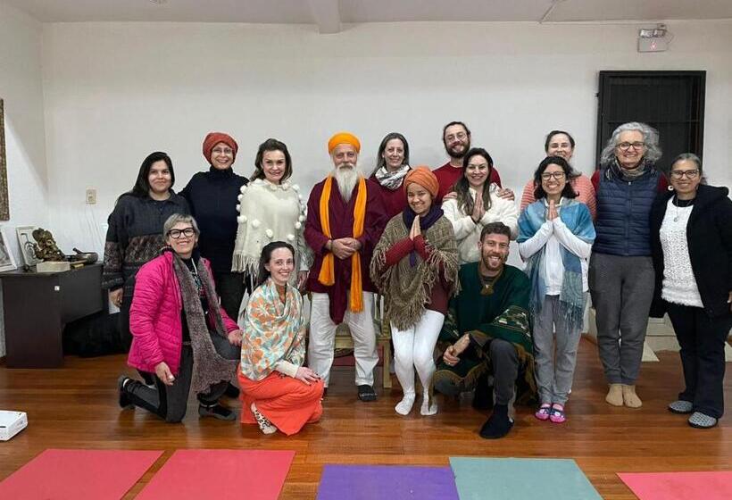 הוסטל Pousada Flora Bamboo