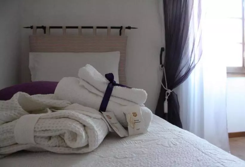 ベッドアンドブレックファースト Alla Corte Di Carla