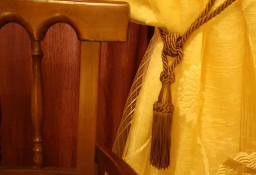 ベッドアンドブレックファースト Alla Corte Di Carla