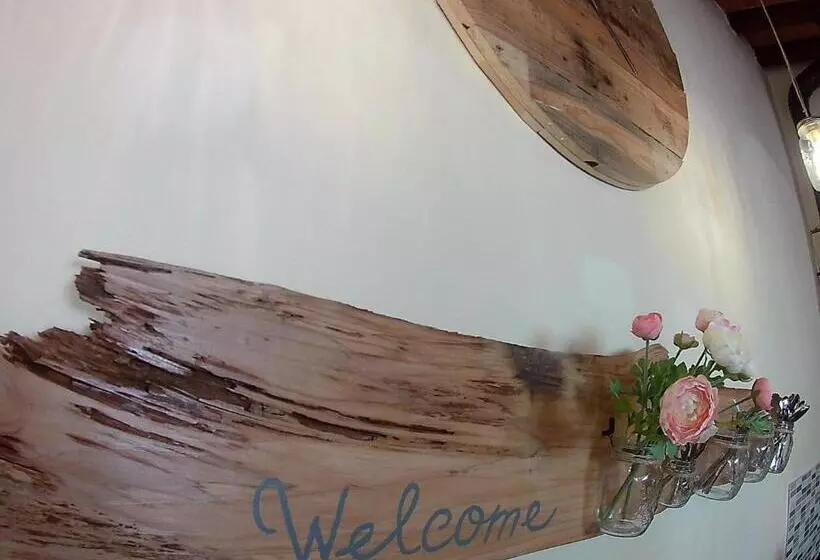 ベッドアンドブレックファースト Alla Corte Di Carla