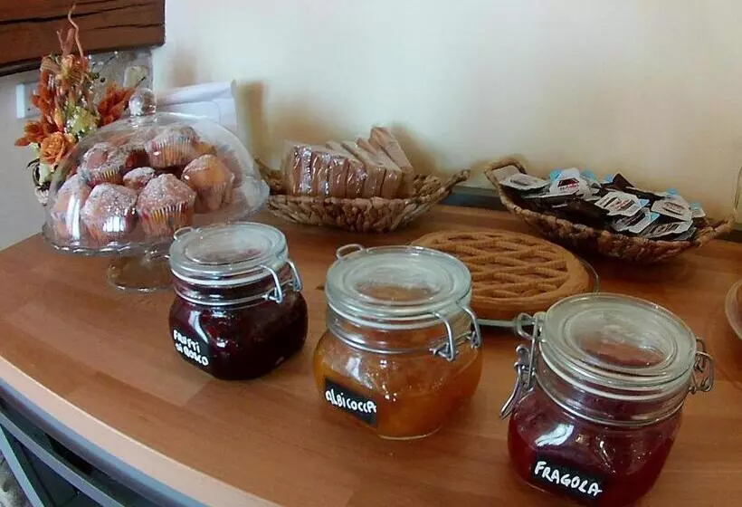 ベッドアンドブレックファースト Alla Corte Di Carla