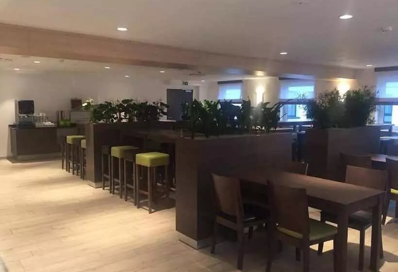 Aamiaismajoitus (B&B) Novina Sleep Inn Herzogenaurach