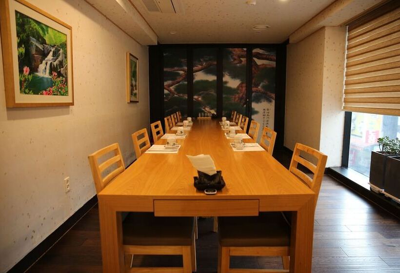 ホテル Acc Design