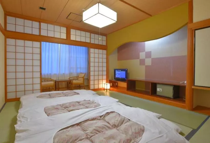 Hill Hotel Sunpia Iga