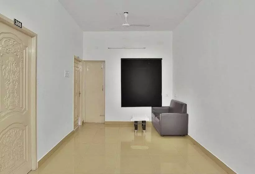 ホテル Oyo Rooms Chennai Airport Near Nanganallur