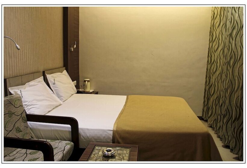 ホテル Prem Nivas