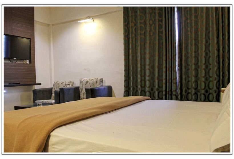 ホテル Prem Nivas