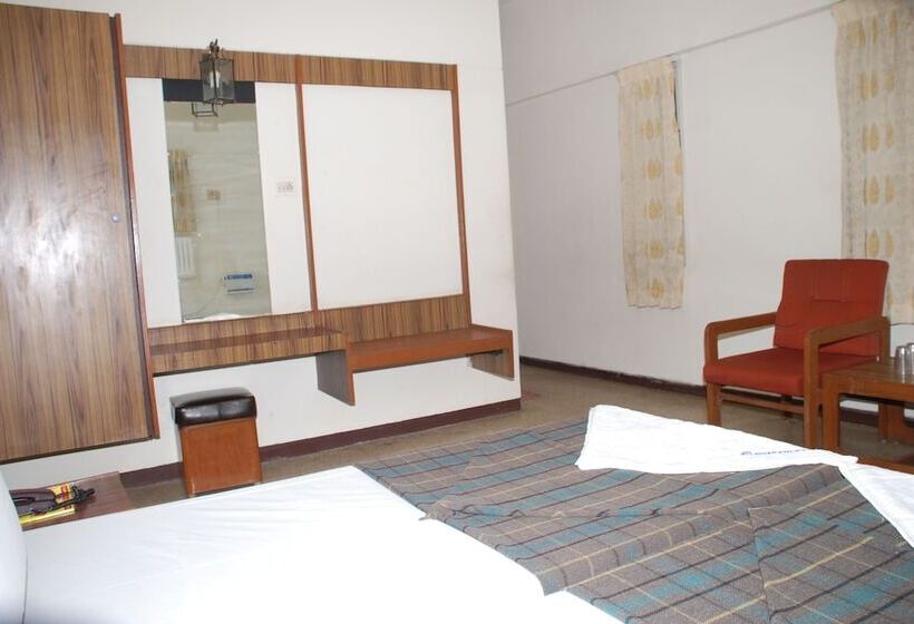 ホテル Prem Nivas