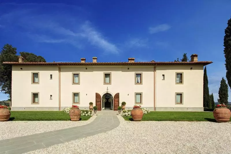 ホテル Villa Le Calvane