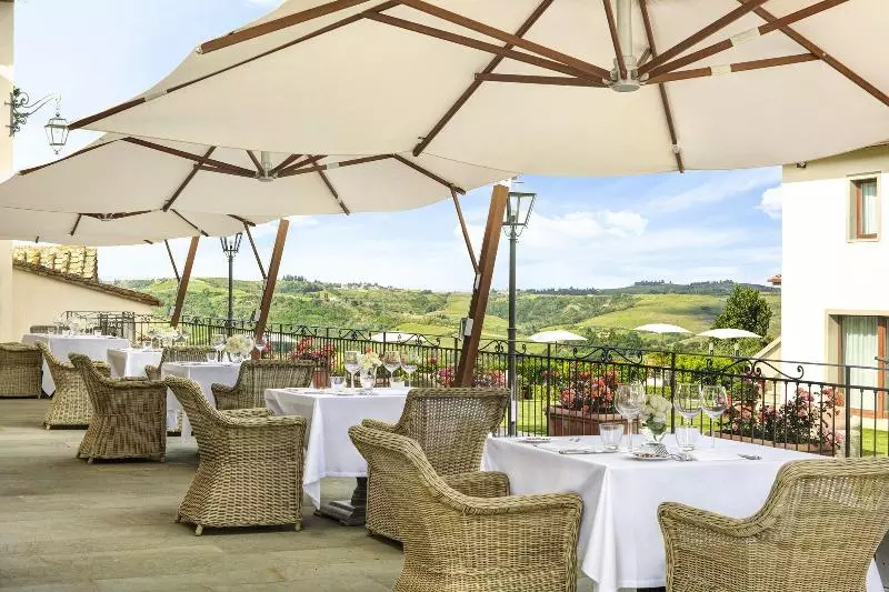 ホテル Villa Le Calvane