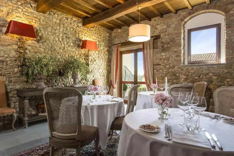 ホテル Villa Le Calvane