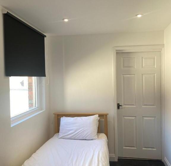 مبيت وإفطار Lady Hamilton Inn