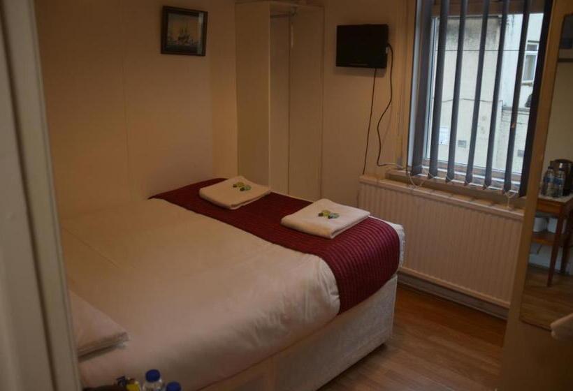 مبيت وإفطار Lady Hamilton Inn