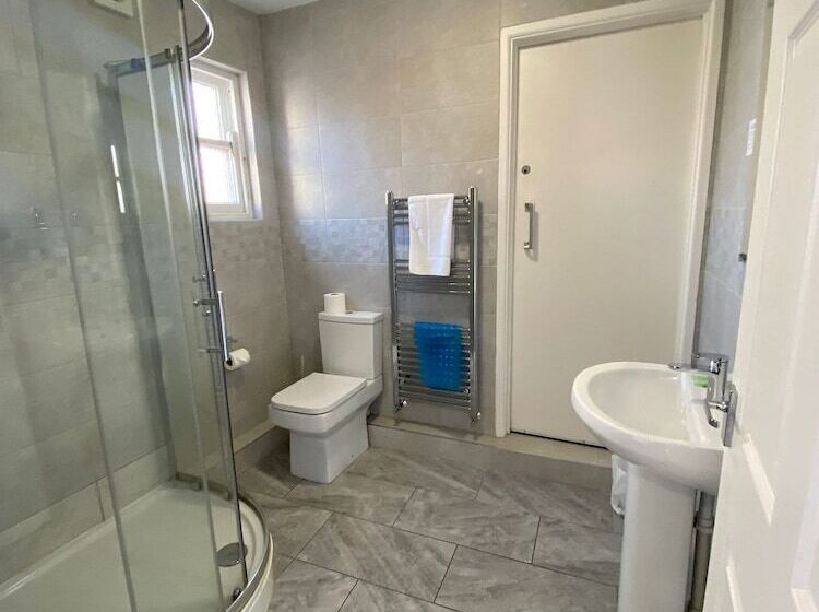 مبيت وإفطار Lady Hamilton Inn