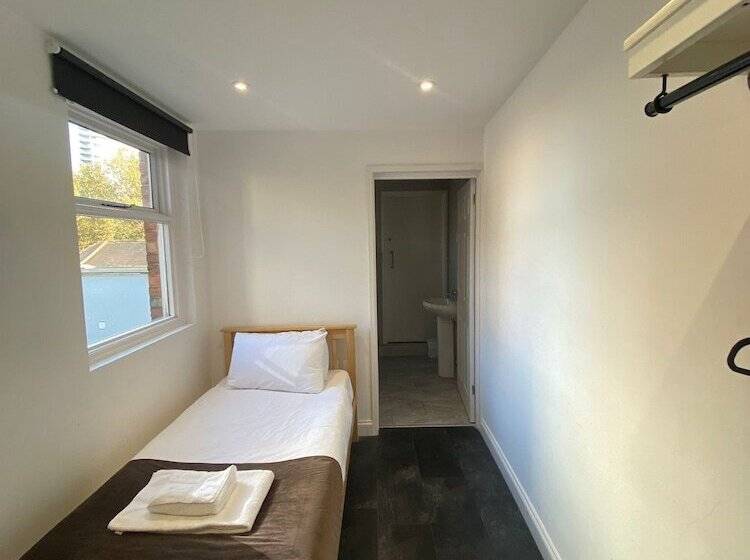 مبيت وإفطار Lady Hamilton Inn