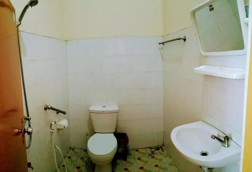 Pinlon Pann Motel