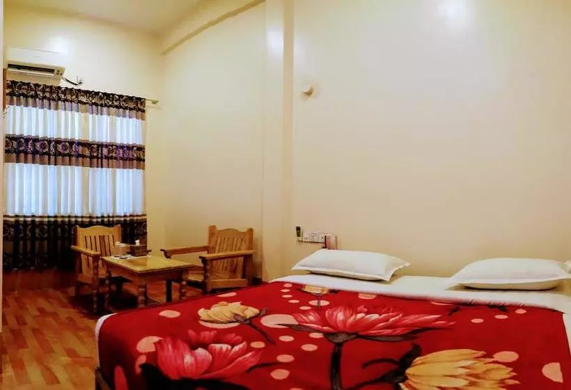 Pinlon Pann Motel