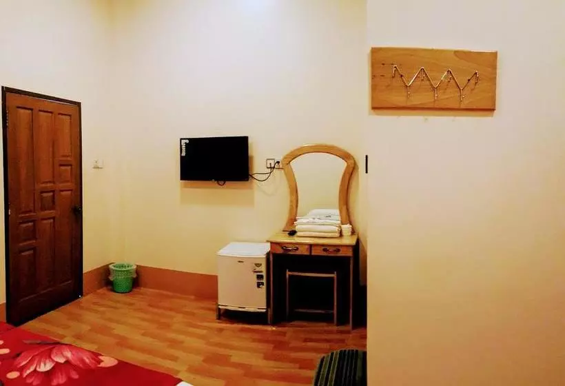 Pinlon Pann Motel