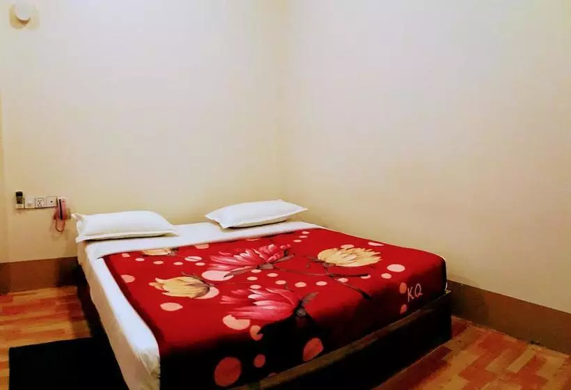 Pinlon Pann Motel