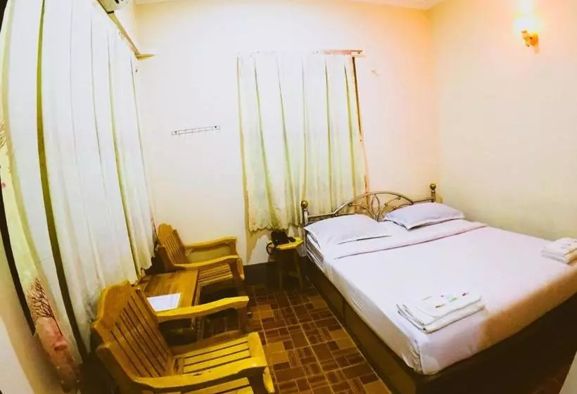 Pinlon Pann Motel