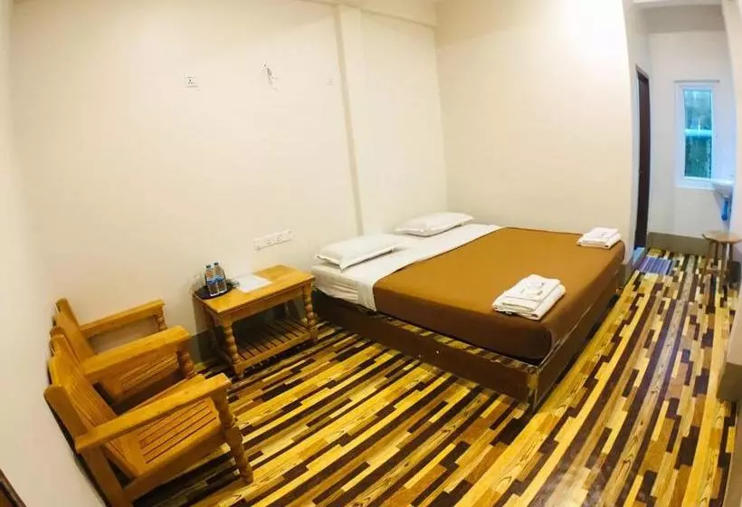 Pinlon Pann Motel