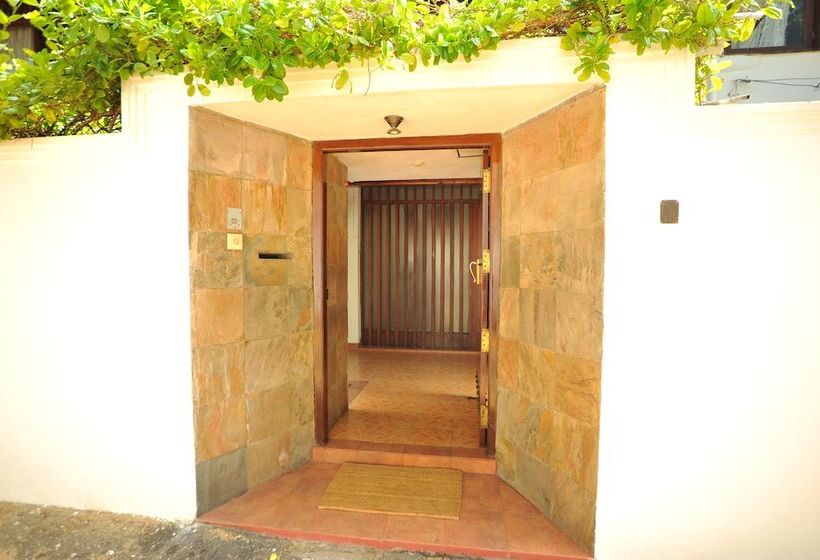 ベッドアンドブレックファースト Colombo Villa At Cambridge Place