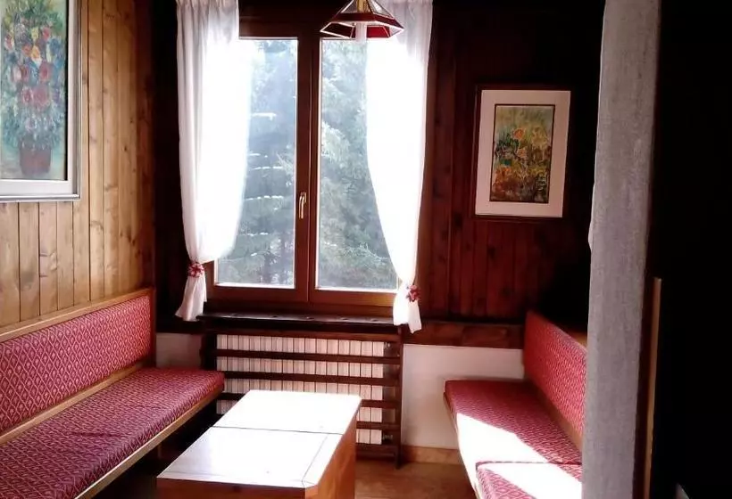 ホテル Albergo Stella Alpina