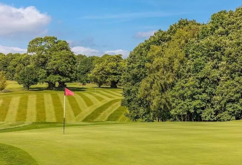 Hotelli Cowdray Lodge