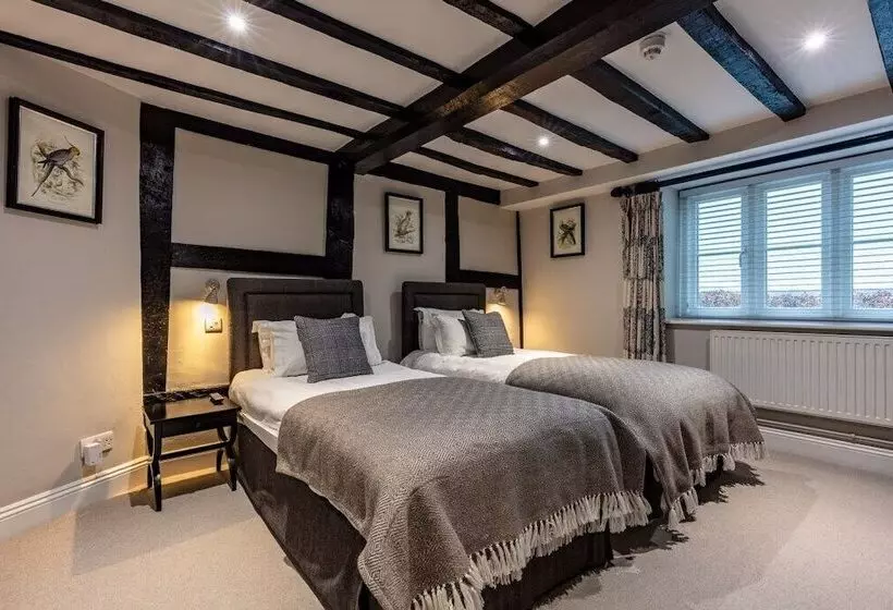 Hotelli Cowdray Lodge