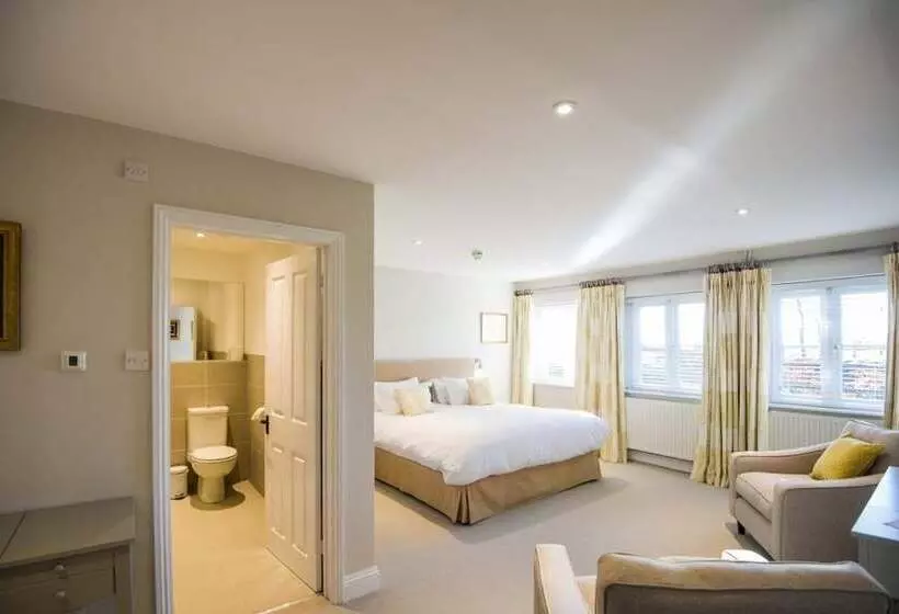 Hotelli Cowdray Lodge